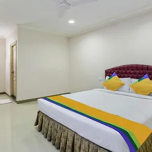 https://treebo-trip-royal-inn.kerala-hotels.net